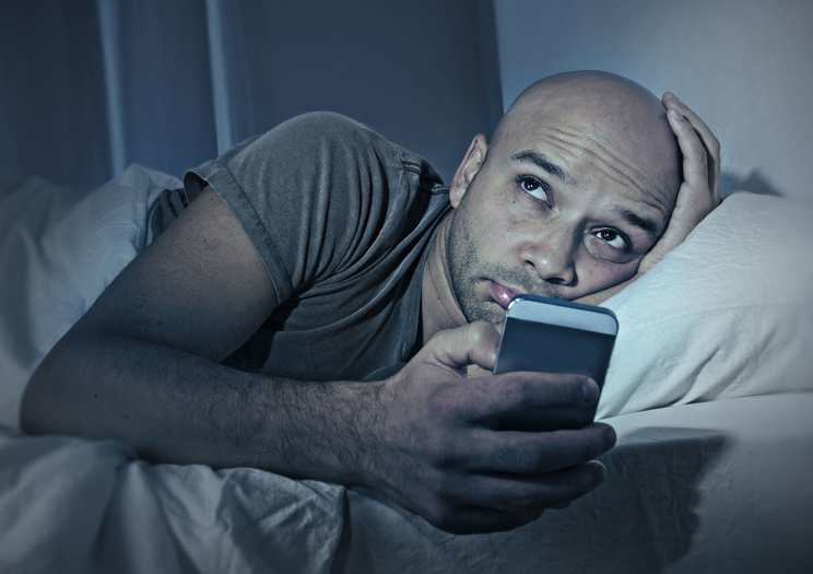 3 Reasons Not to Sleep With Your Phone